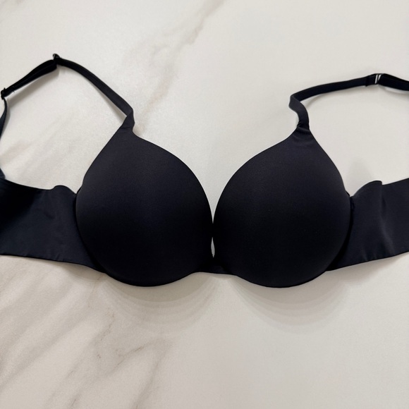 NWT!!! SKIMS Ultimate Push Up Plunge Bra - in Onyx Black - Size 36A - Picture 5 of 14